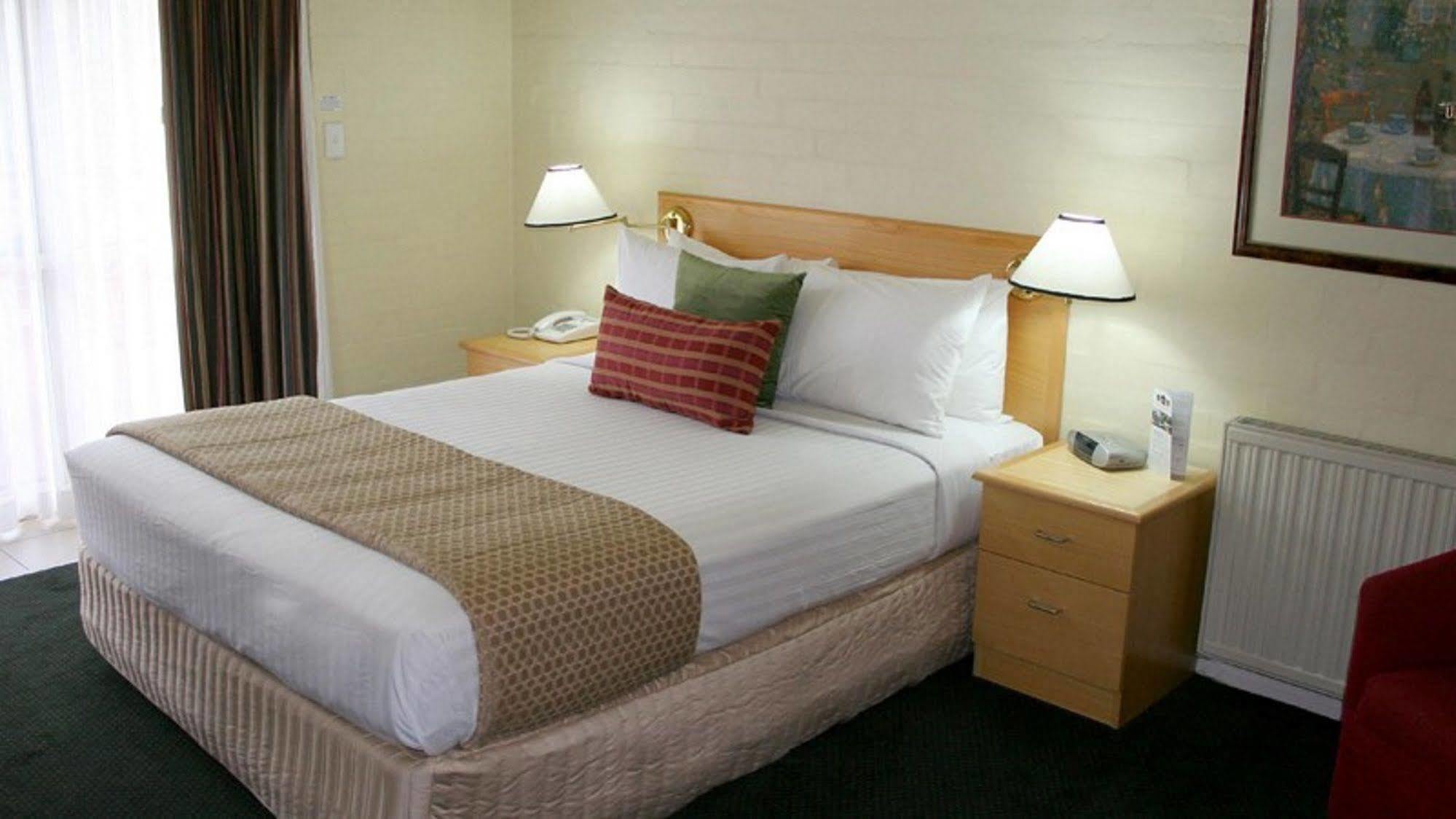 מיטאגונג Grand Country Lodge Motel מראה חיצוני תמונה